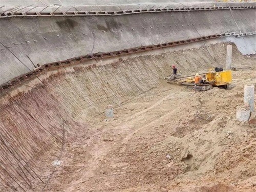 甘泉基坑边坡加固